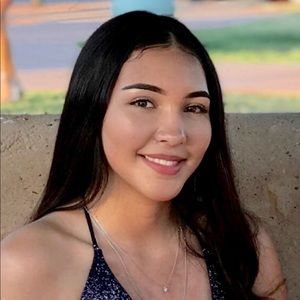 Meet your Posher, Kaitlynn